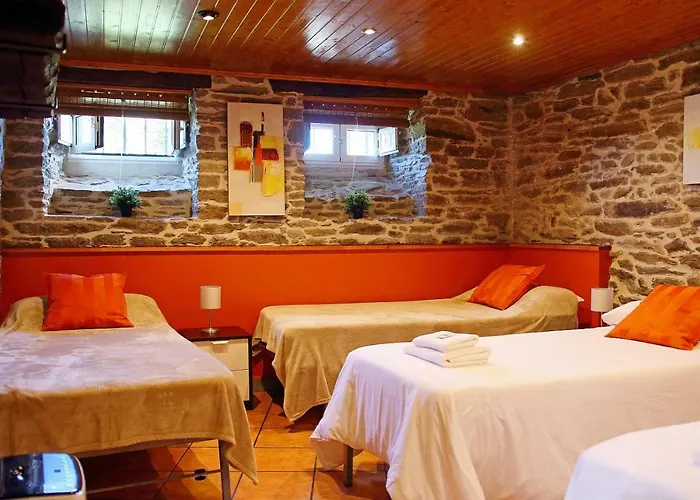 Aqua Rooms SarriaHostal